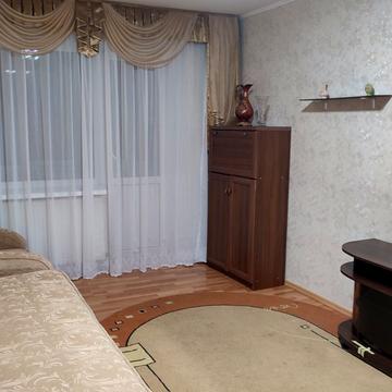 Євгена Коновальця вул., 135