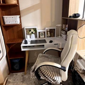 Івана Пулюя вул., 2