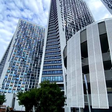 Берестейський просп. (Перемоги), 11 к1