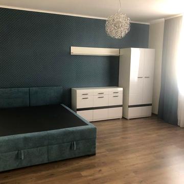 Петра Калнишевського вул. (Михайла Майорова), 6