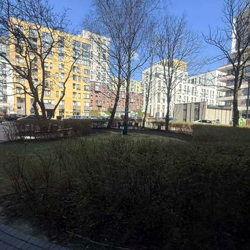 Салютна вул., (Будинок 02201-02203)