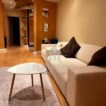 Єреванська вул., 8-А