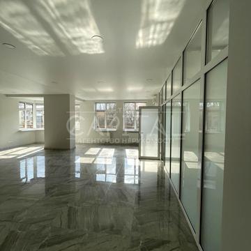 Лесі Українки бульв., 7-А