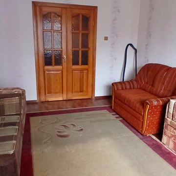 Ревуцького вул., 19/1