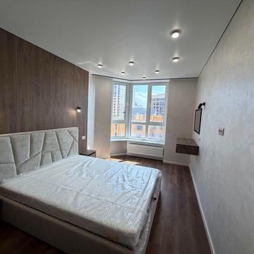 Миру вул., 10-А