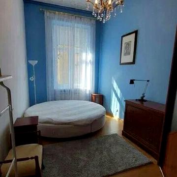 Харківська вул., 5