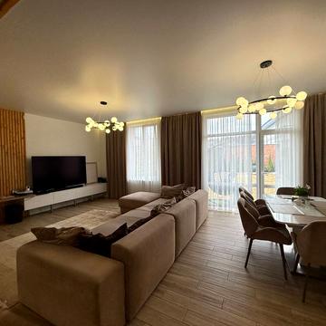 Володимира Великого, 3/1