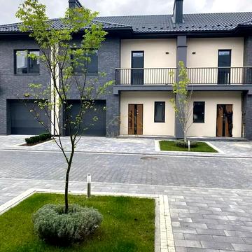 Вивізна вул., 3