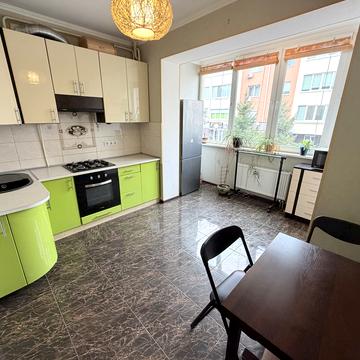 Одеська вул., 38