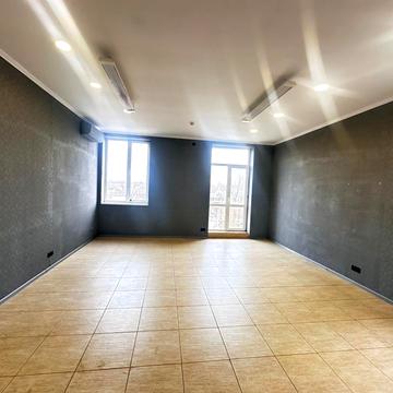 Університетський просп. (Гагаріна), 10