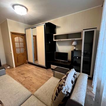 Драгоманова вул., 40-З