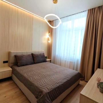 Краснова вул., 1-А