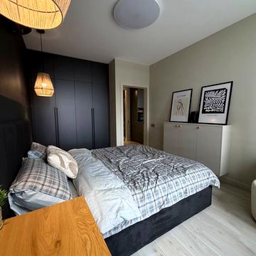 Дніпровська набережна вул., 15-Д