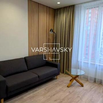 Олександра Олеся вул., 8/17