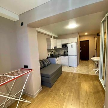 Чорнобильська вул., 24/26