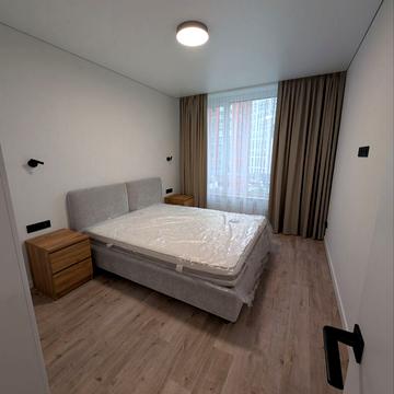 Олександра Олеся вул., 8/17