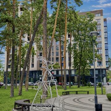 Університетська вул., 16