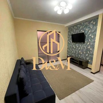 Анни Ахматової вул., 22