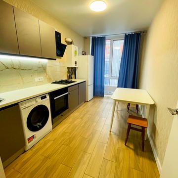 Лесі Українки бульв., (Будинок 33)