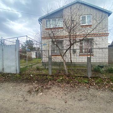 Теплична вул., 4