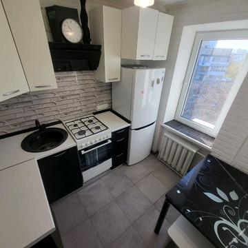 Сімї Глодан вул., 17/1