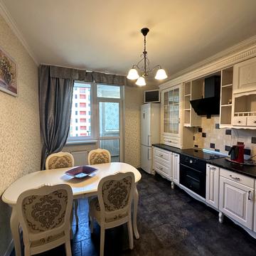 Юлії Здановської вул. (Ломоносова), 73-Г