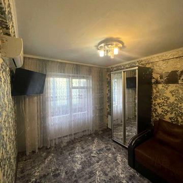 Андрія Малишка вул., 27