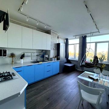 Практична вул., 1