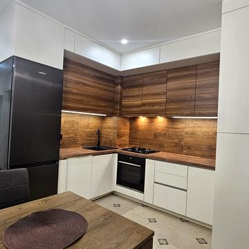 Боголюбова вул., 21