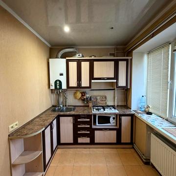 Леха Качинського вул. (Черняховського), 14