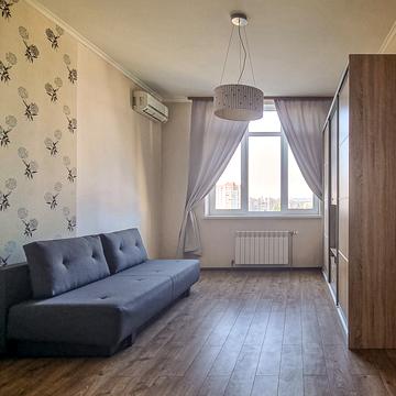 Гната Хоткевича вул. (Червоногвардійська), 8