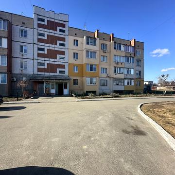 Квартальна, 21