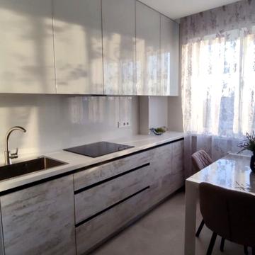 Сухумська вул., 11