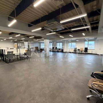 Дегтярівська вул., 12/7