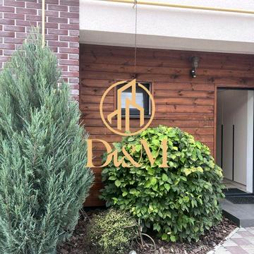 Молодіжна вул.