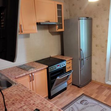 Рональда Рейгана вул., 42