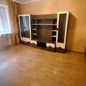 Івана Кавалерідзе вул. (), 16