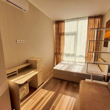 Перлинна вул., 1