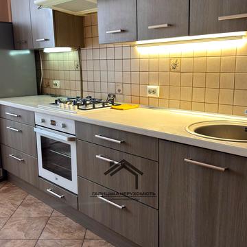 Червоної Калини просп., 64