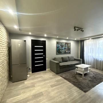 Симона Петлюри вул., 40