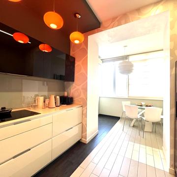 Лесі Українки просп. (Пушкіна), 13