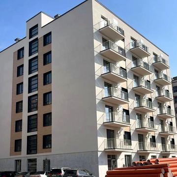 Євгена Коновальця вул., (Будинок 3)