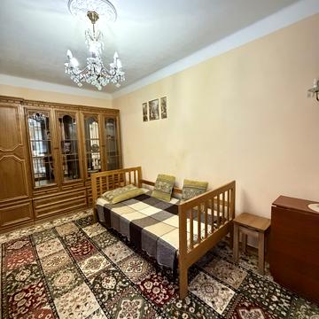 Митрофана Довнар-Запольського вул., 4-А