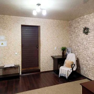 Лисичанська вул., 10