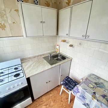 Романа Ратушного вул. (Волгоградська), 9