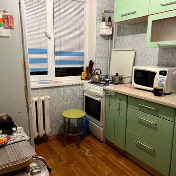 Ньютона вул., 129в