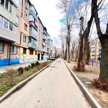 Богдана Хмельницького просп. (Героїв Сталінграда), 12-В