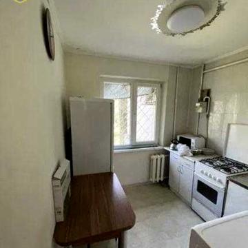 Євгена Танцюри вул., 27