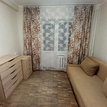 Богатирська вул., 14