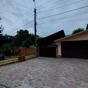 Євгена Патона вул.